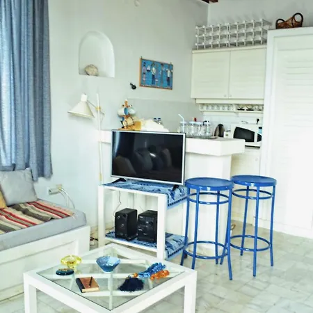 Perseas * Mykonos Town