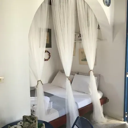 Perseas Mykonos Town
